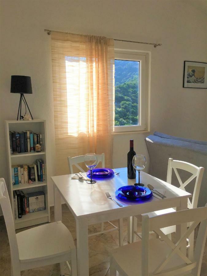 Apartments Kurelja Lastovo Exterior photo