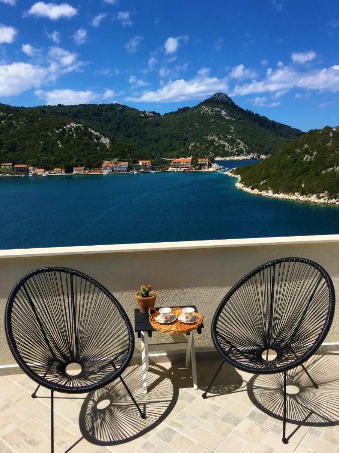 Apartments Kurelja Lastovo Exterior photo